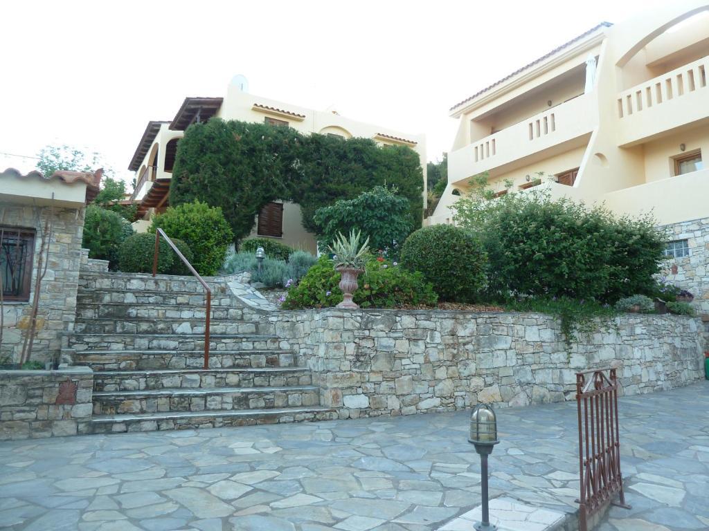 Milia Bay Hotel Apartments Dış mekan fotoğraf